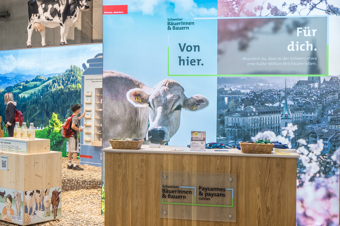 Der Messestand der Schweizer Bäuerinnen und Bauern.